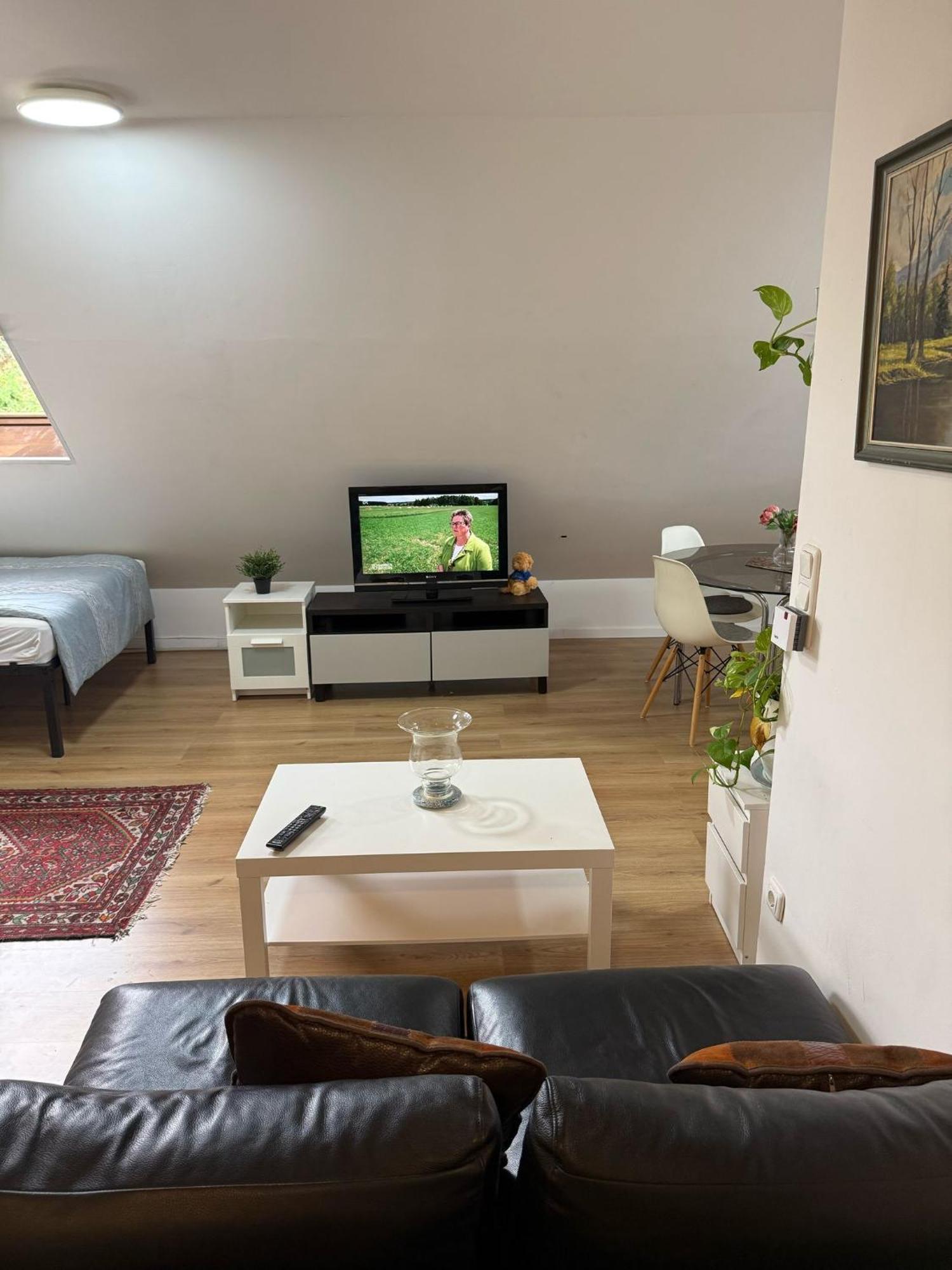 Moderne Wohnung In Ruhiger Lage Krefeld Exterior photo